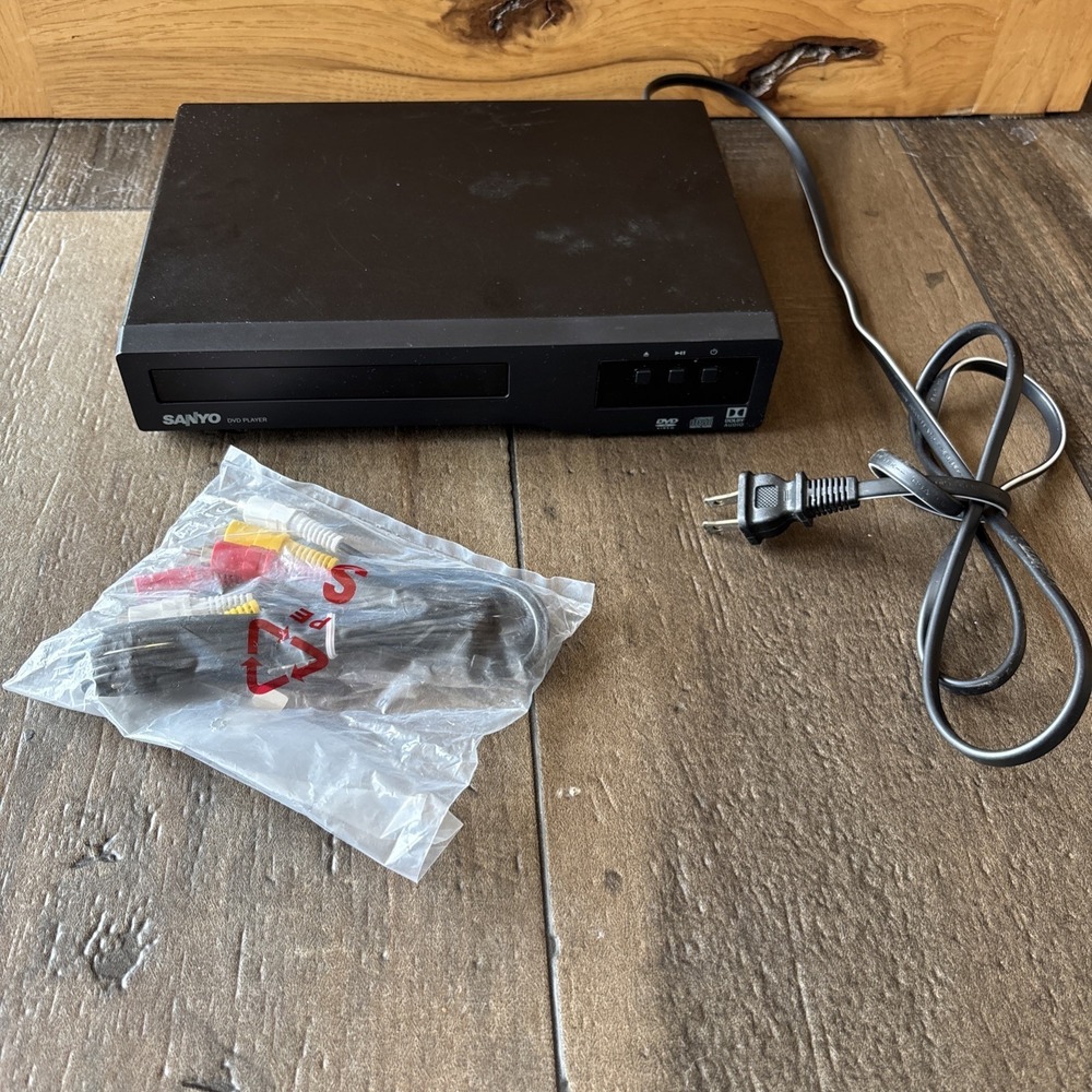 Sanyo DVD Player FWDP105F RCA Cables Included No Remote Tested Working